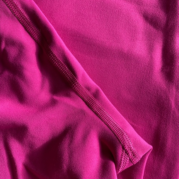 Lululemon size 6 Wunder Train - Picture 2 of 4